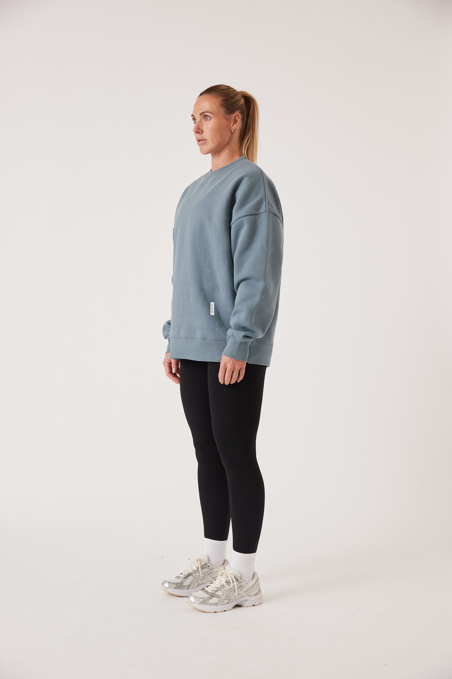 RecGen - Unisex Rest Fleece Crew, Chalk Blue
