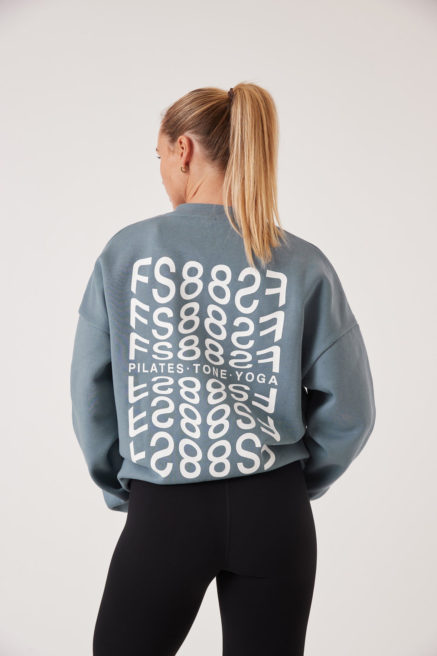 RecGen - Unisex Rest Fleece Crew, Chalk Blue